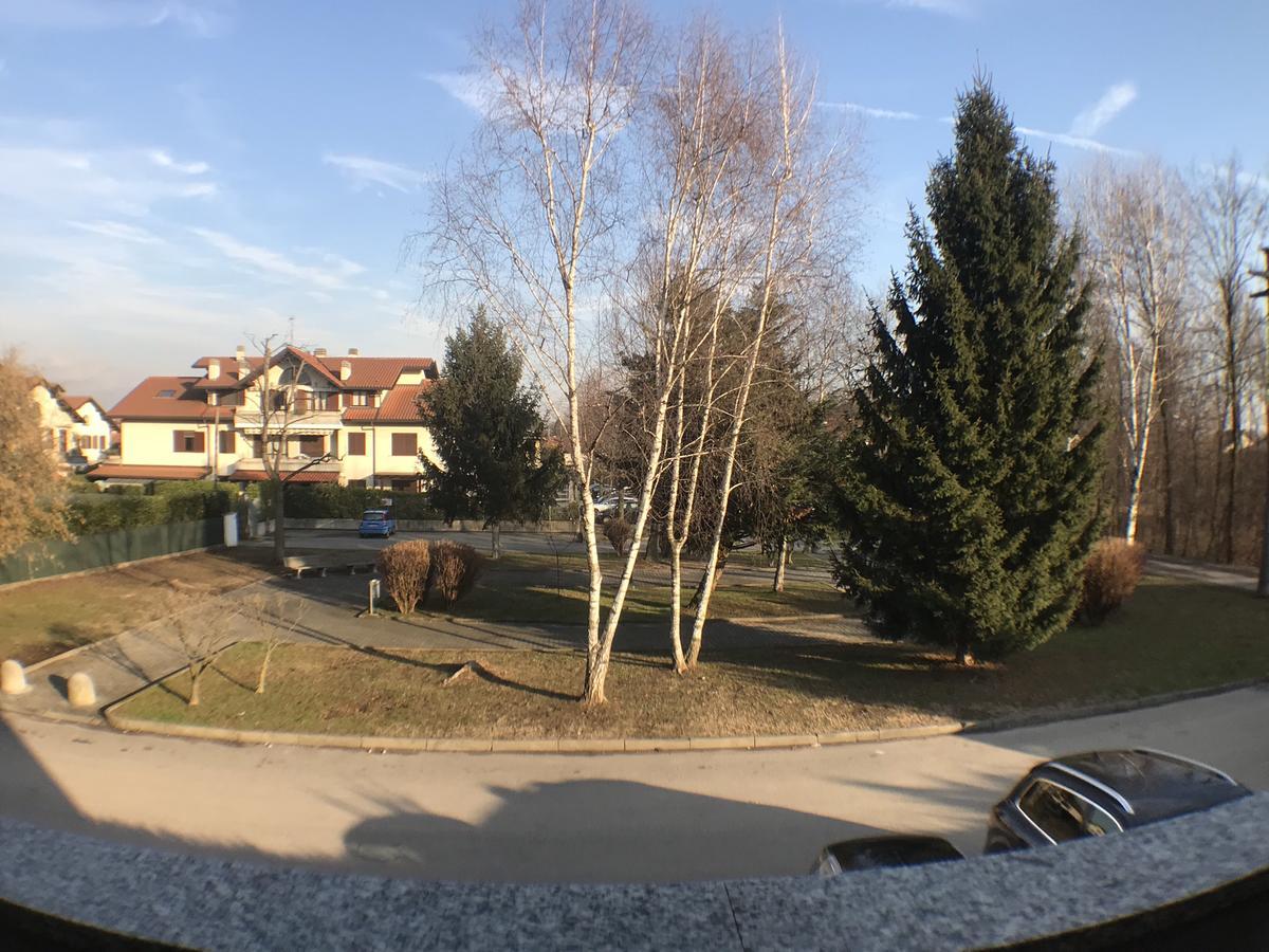 Ascot Lodging Cardano Al Campo Luaran gambar